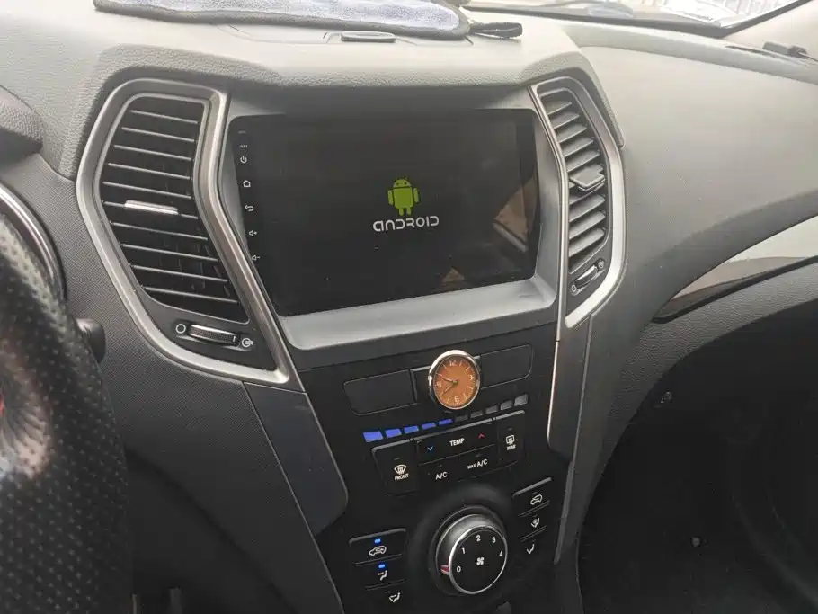 Hyundai Santa Fe — миниатюра 13