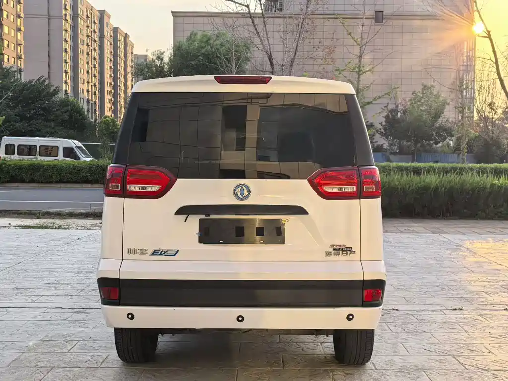 Dongfeng Succe 2019 7 мест