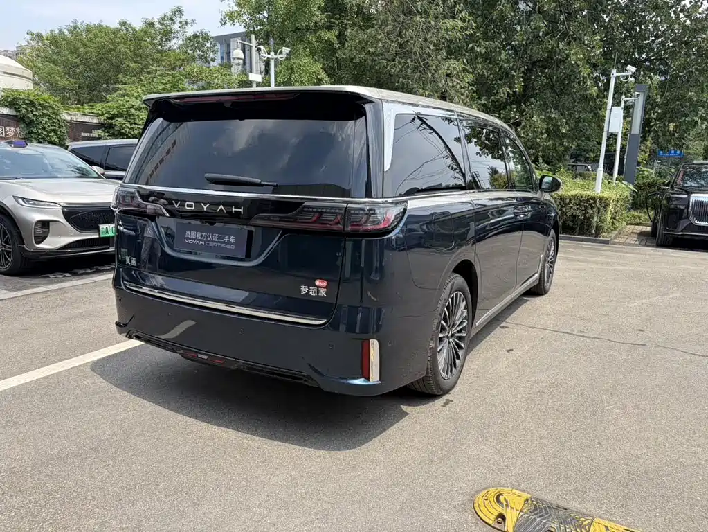 VOYAH Dreamer — миниатюра 20