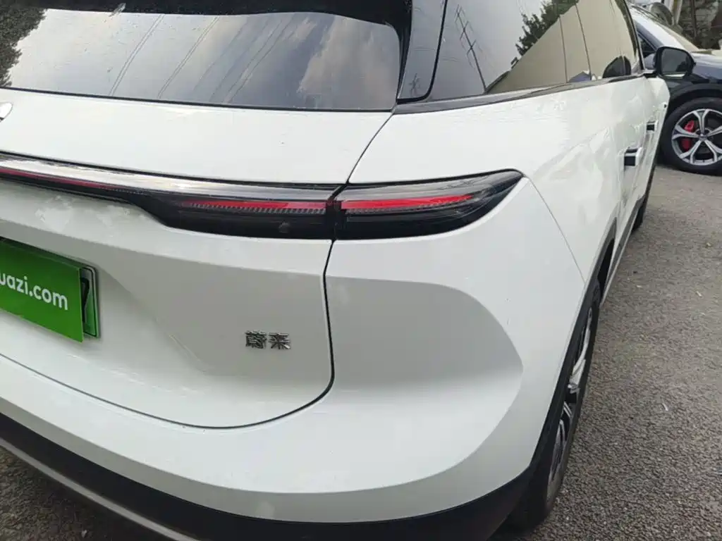 NIO ES6 — миниатюра 8