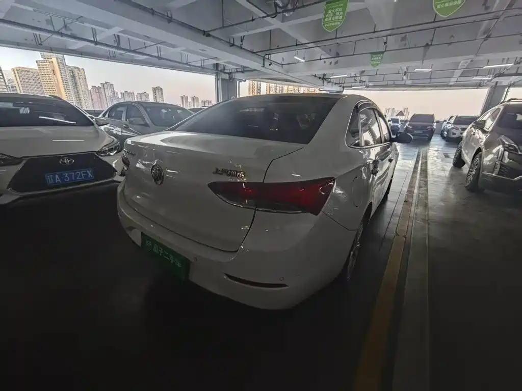 Buick Excelle — миниатюра 4