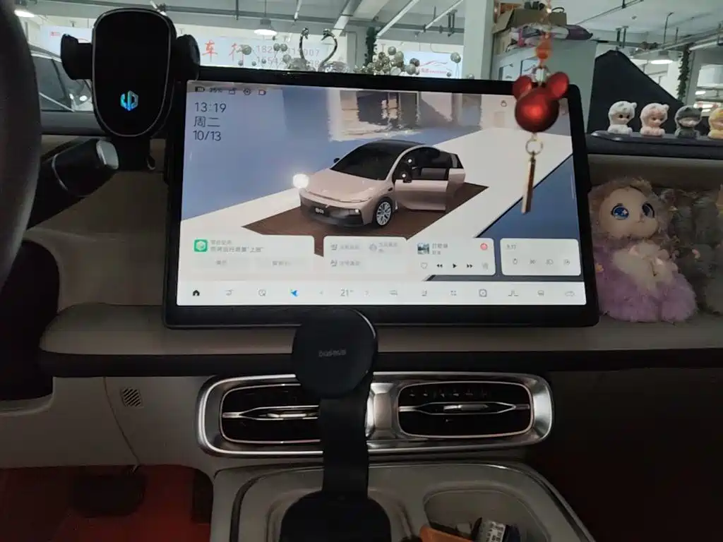 Leapmotor Leapmotor B01 — миниатюра 13
