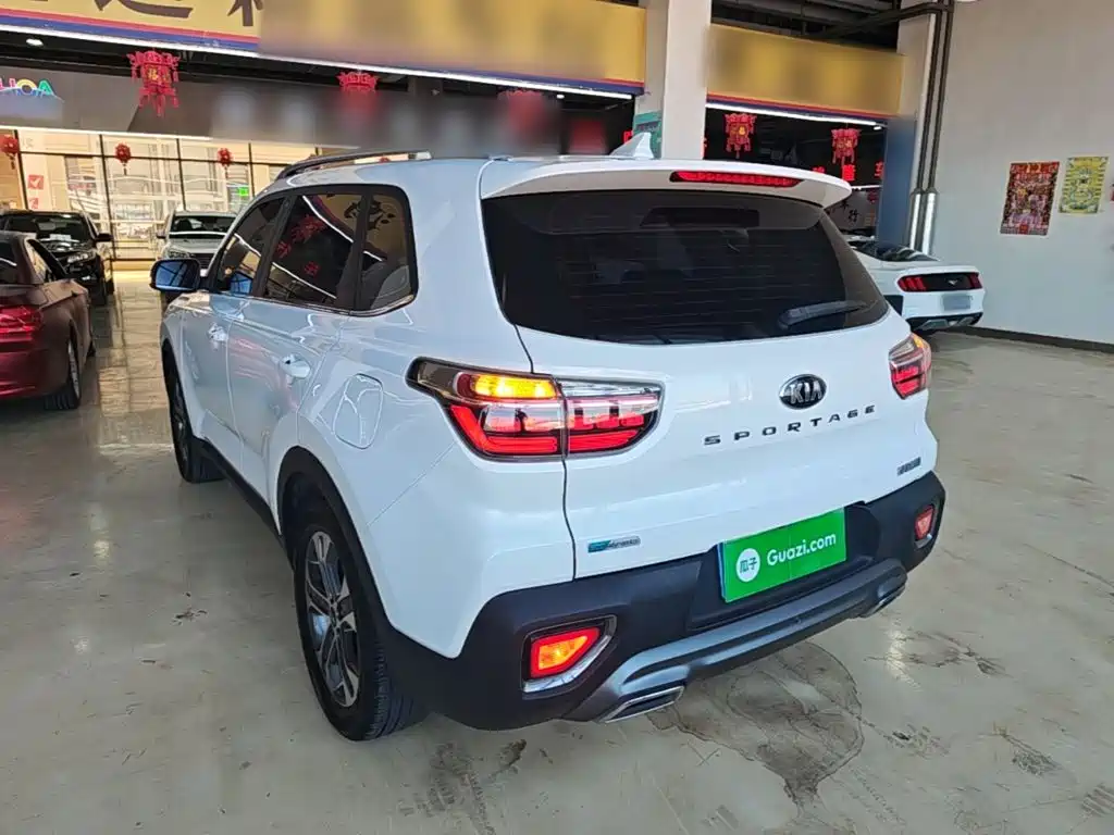Kia Sportage — миниатюра 5
