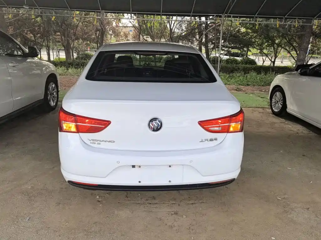Buick Verano — миниатюра 6