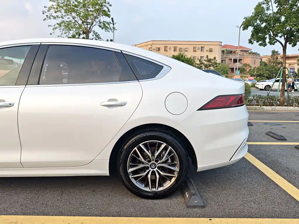 BYD Qin PLUS — миниатюра 25