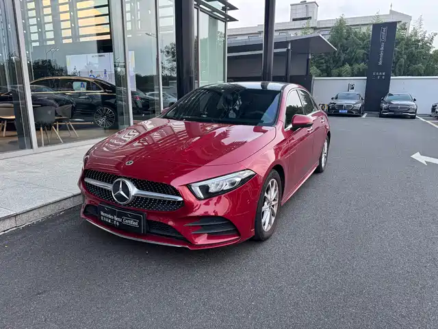 MERCEDES-BENZ  A CLASS 2021