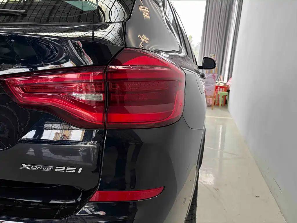 BMW X3 — миниатюра 23