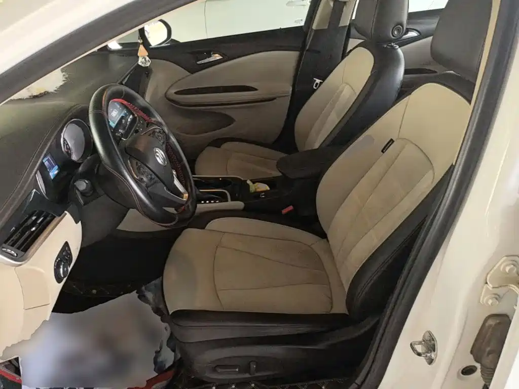 Buick Verano — миниатюра 15