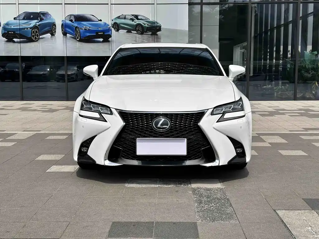 Lexus GS — миниатюра 2