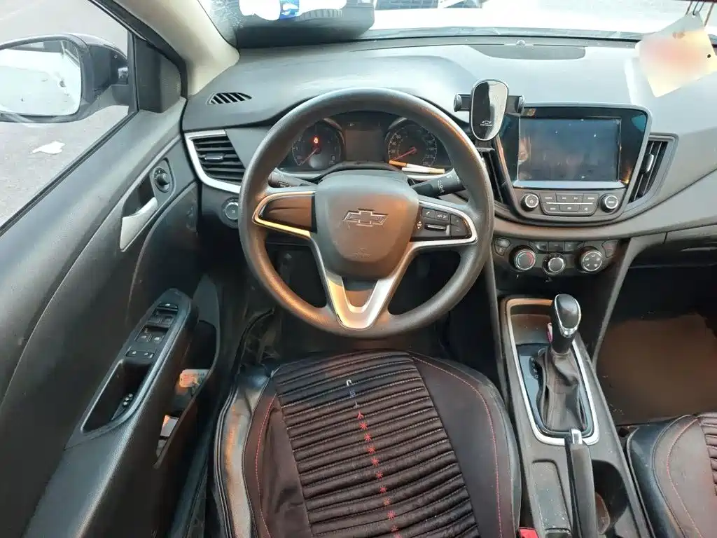 Chevrolet Monza — миниатюра 3