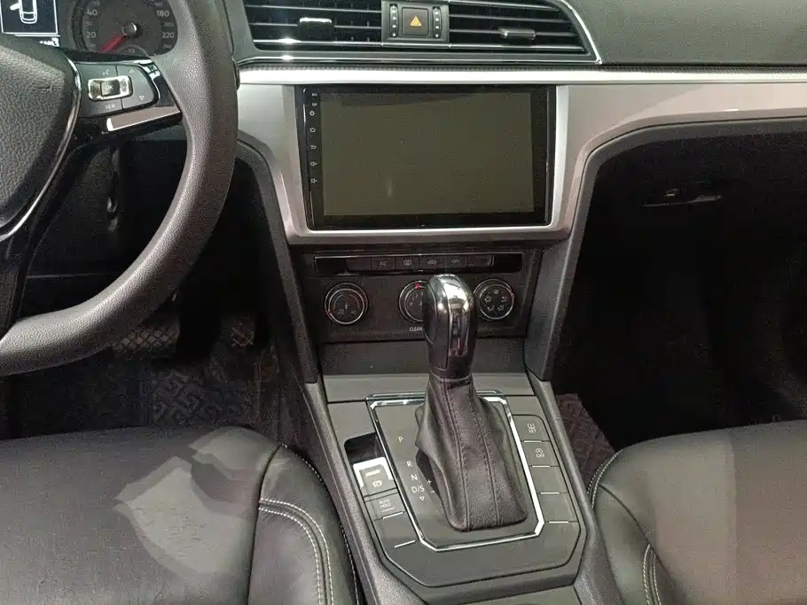 Volkswagen Lamando — миниатюра 16