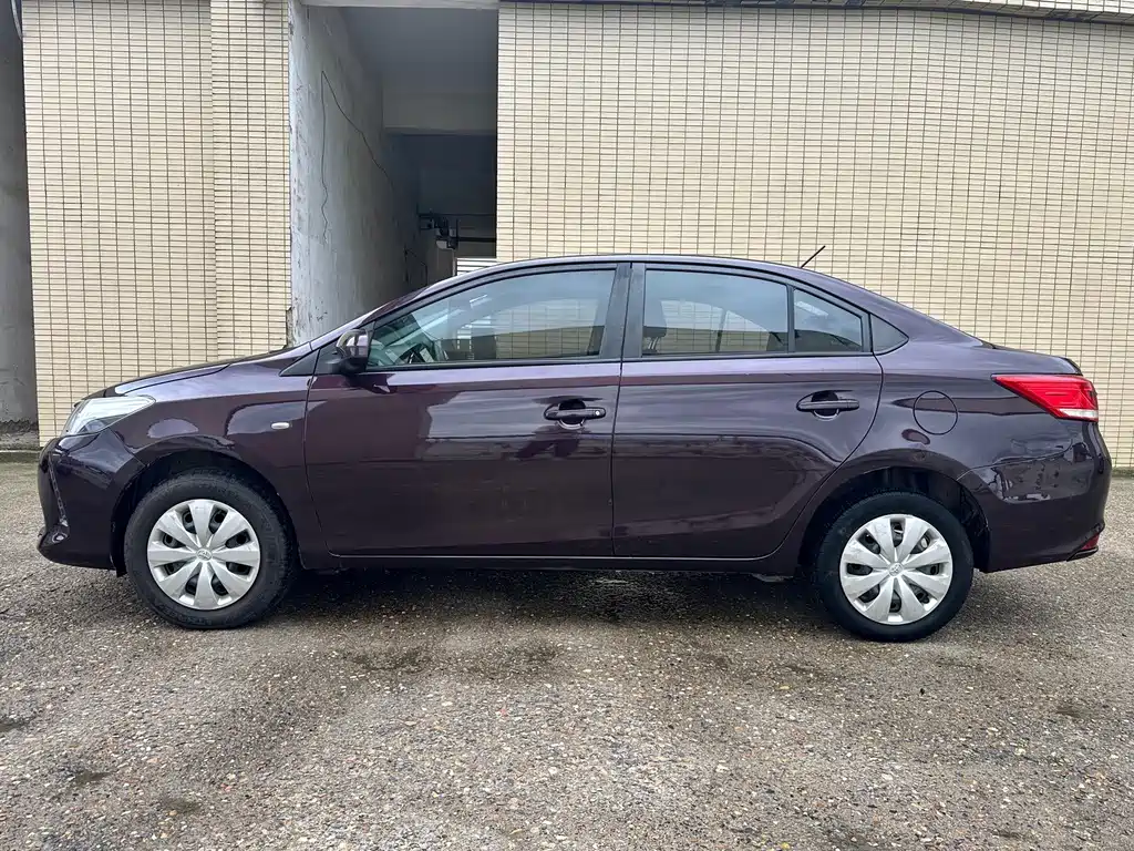 Toyota Vios — миниатюра 8