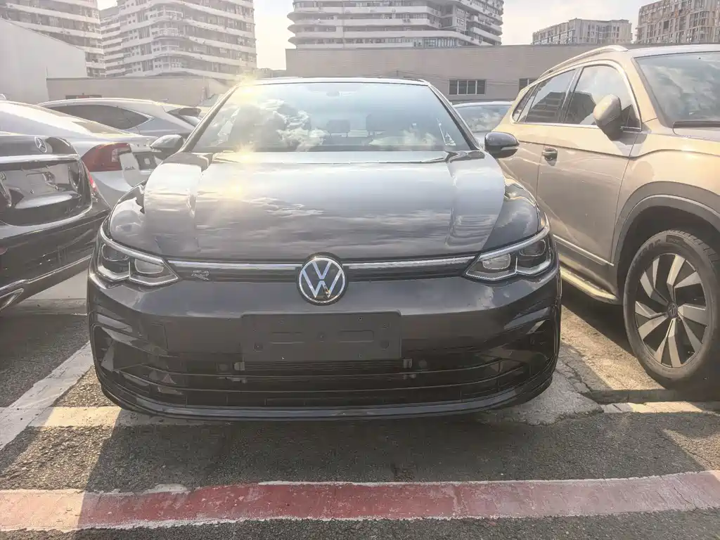 Volkswagen Golf — миниатюра 2
