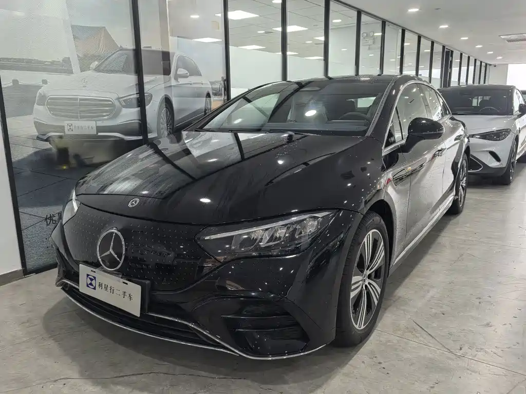 Mercedes-Benz EQE