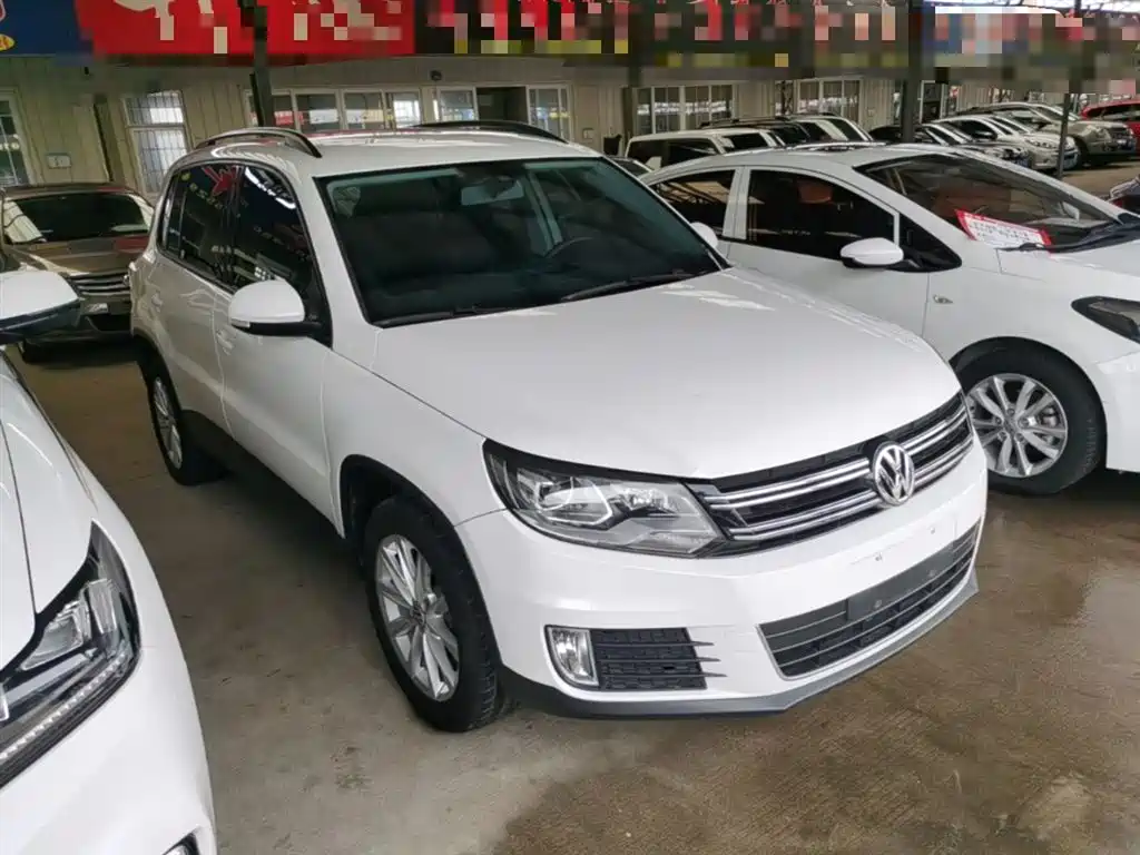 Volkswagen Tiguan 2015 1.8TSI AT Comfort