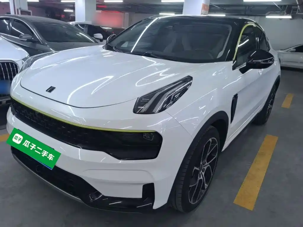 Lynk & Co 05