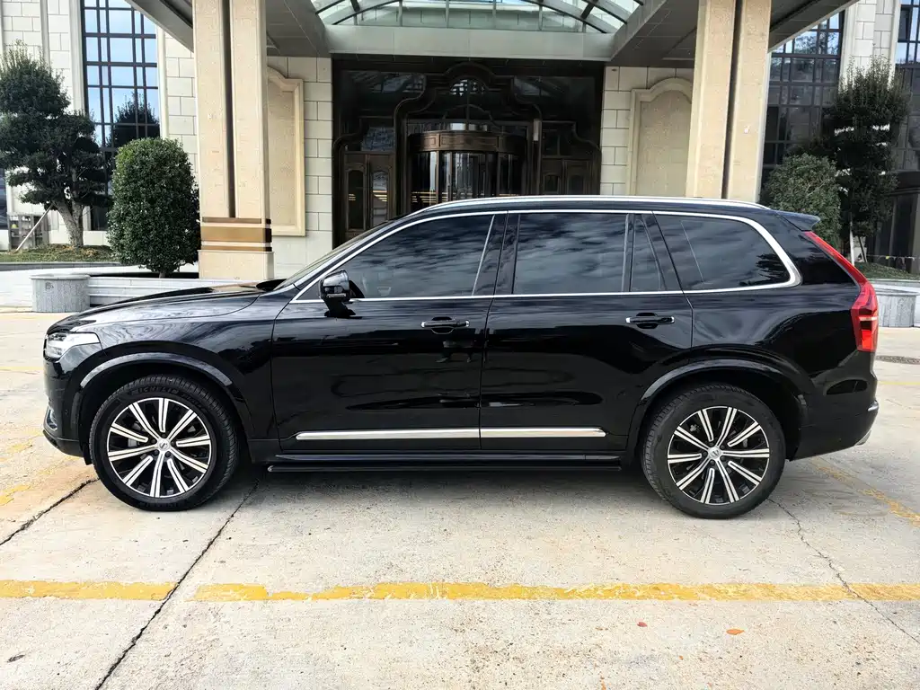 Volvo XC90 — миниатюра 4