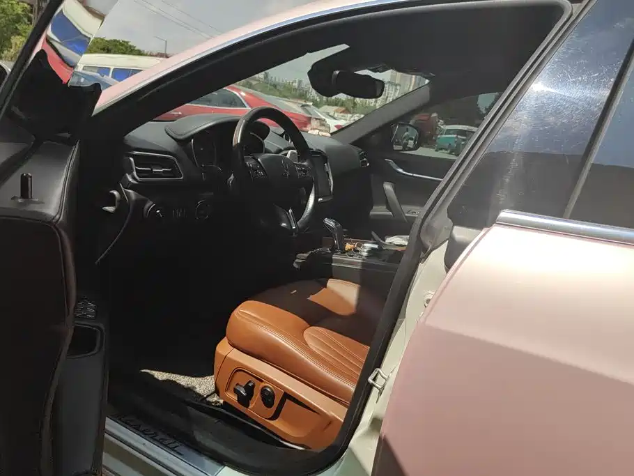 Maserati Ghibli 2019 3.0T Luxury V