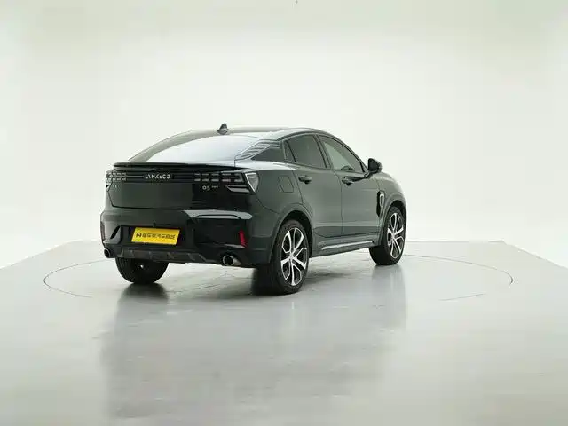 Lynk & Co 05 — миниатюра 5