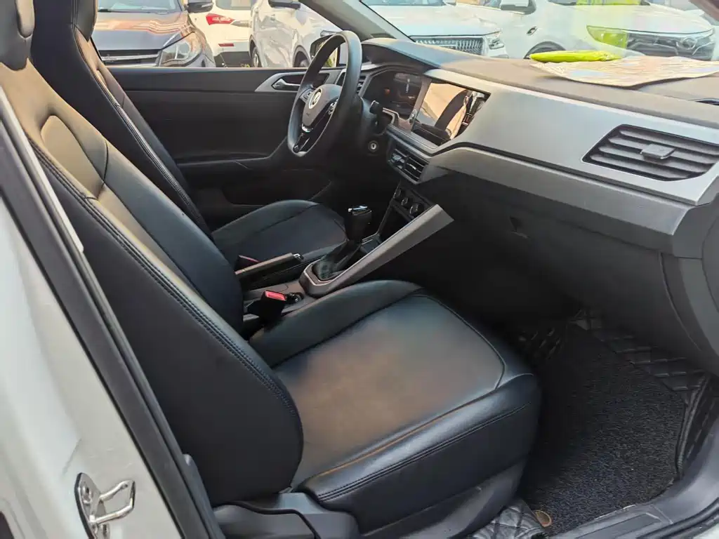 Volkswagen Polo — миниатюра 6