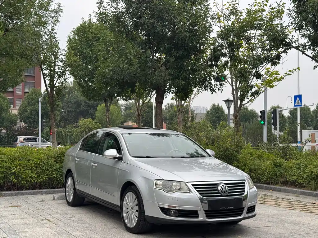 Volkswagen Magotan (Import) — миниатюра 3