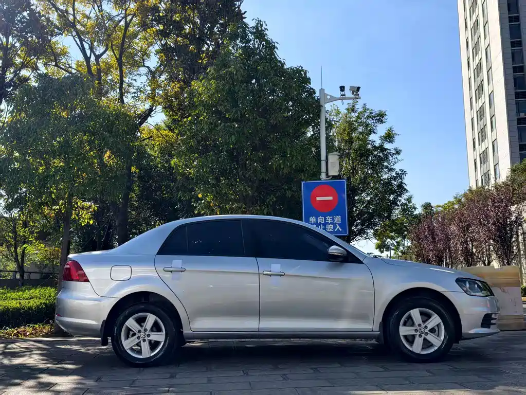 Volkswagen Bora — миниатюра 8