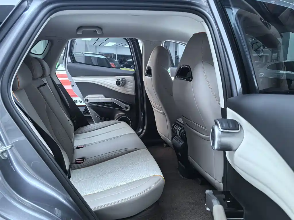 BYD Yuan Plus — миниатюра 11