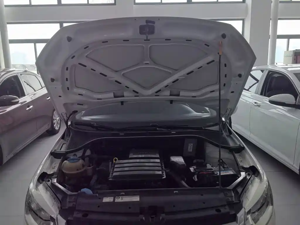 Volkswagen Santana — миниатюра 20