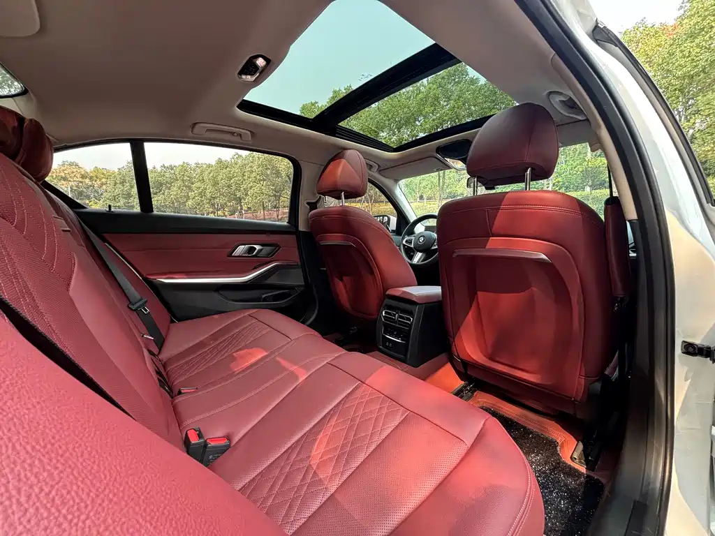BMW 3 Series — миниатюра 13