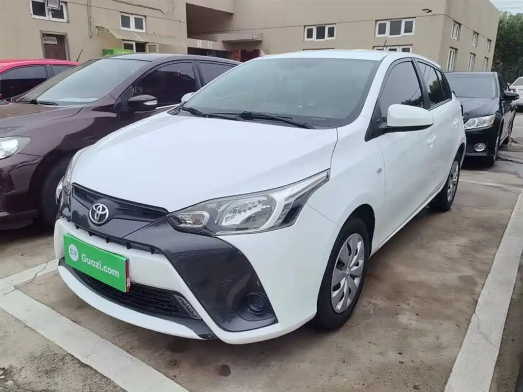 Toyota Yaris L 2019