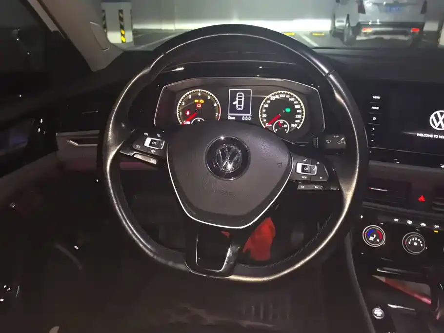 Volkswagen Sagitar — миниатюра 15