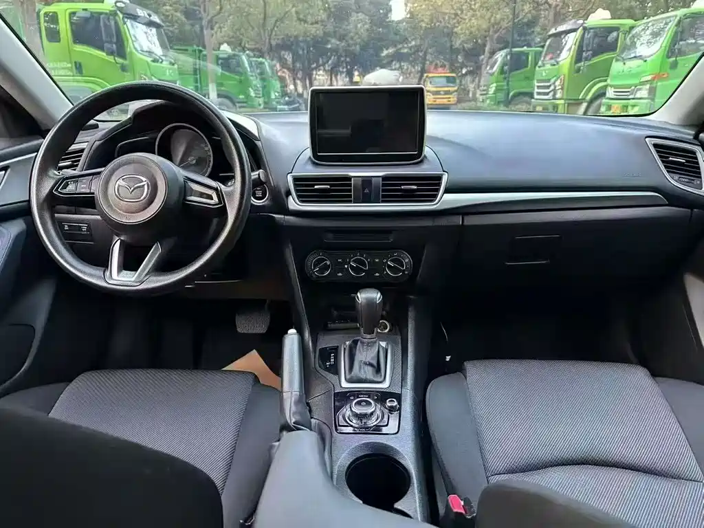 Mazda 3 Axela — миниатюра 9
