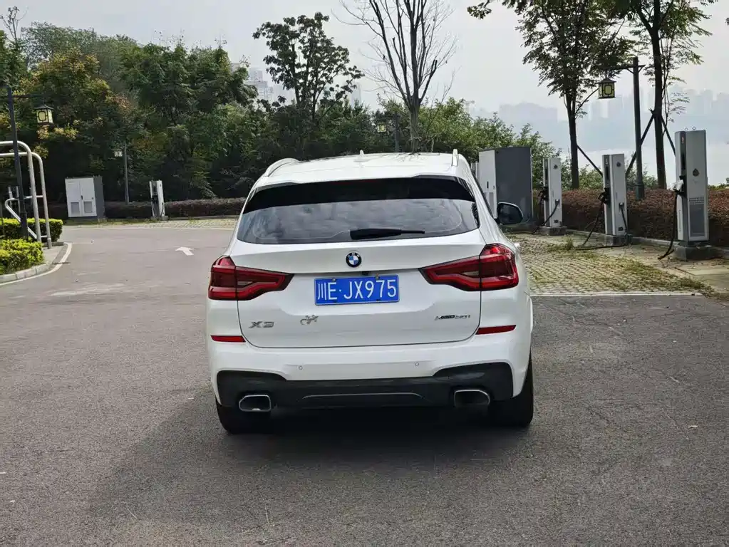 BMW X3 — миниатюра 10