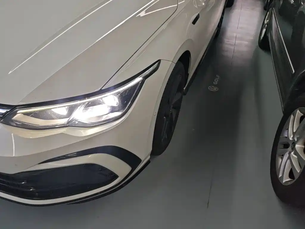 Volkswagen Golf — миниатюра 24