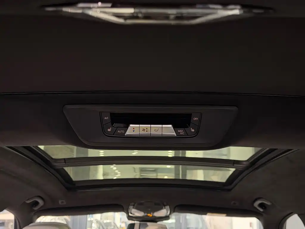 BMW X7 — миниатюра 15