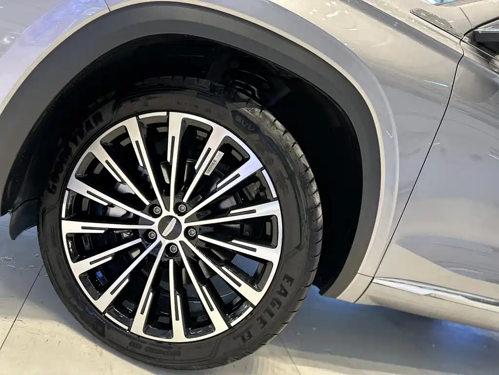 Geely Xingyue L — миниатюра 4
