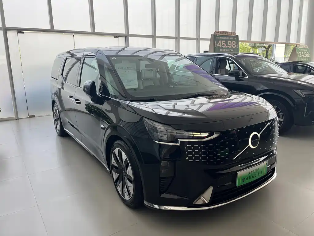 Volvo EM90 — миниатюра 4