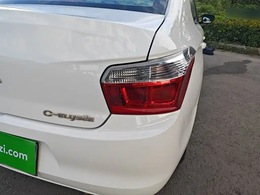 Citroen Elysee — миниатюра 8