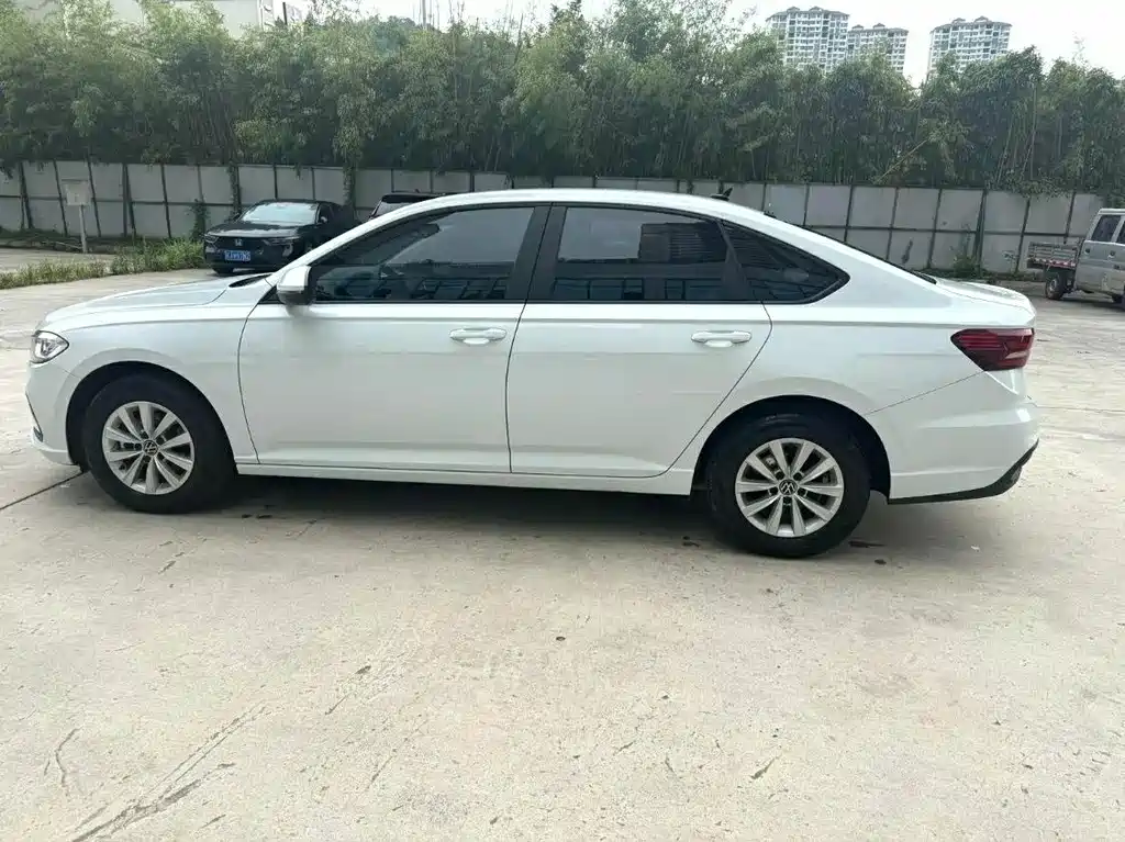 Volkswagen Lavida — миниатюра 10
