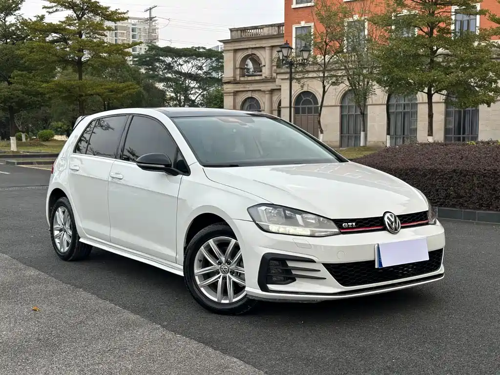 Volkswagen Golf — миниатюра 3