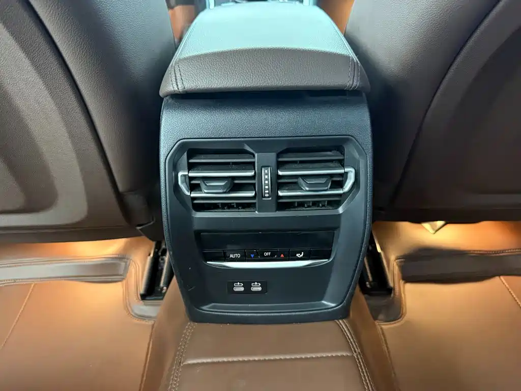 BMW 3 Series — миниатюра 8