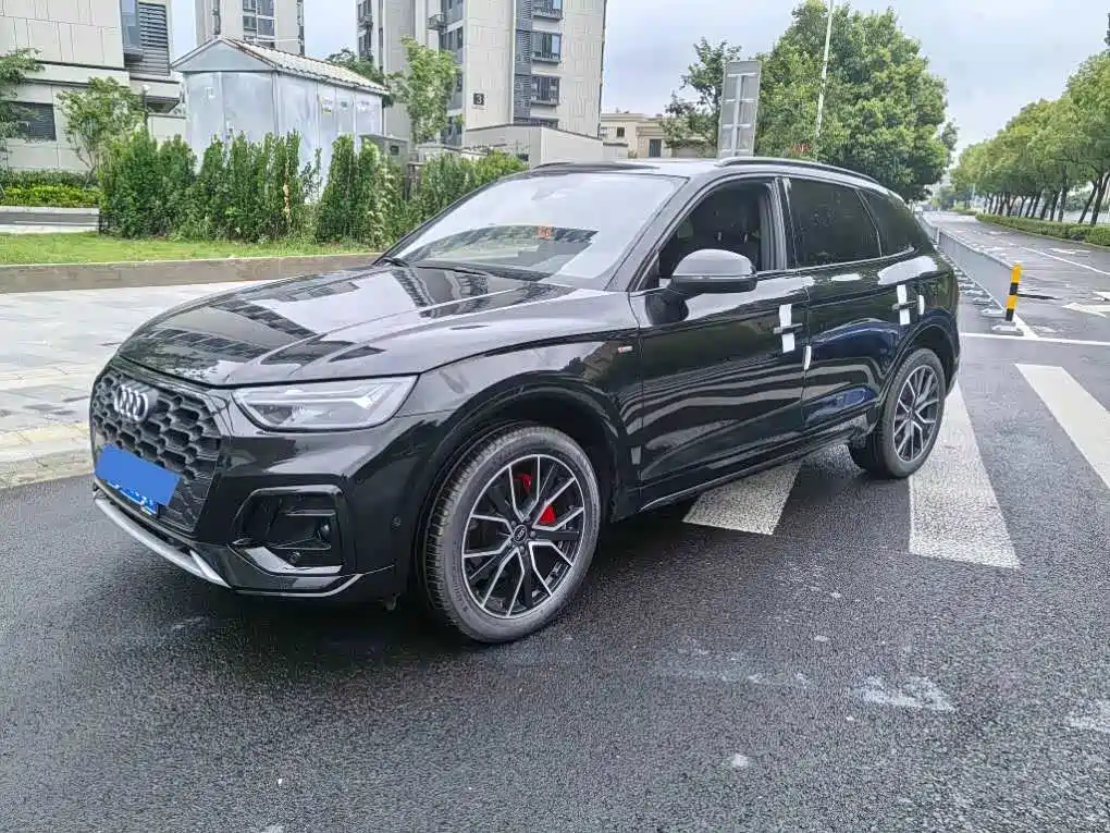 Audi Q5L 2026 Черный из Китая, фото 4