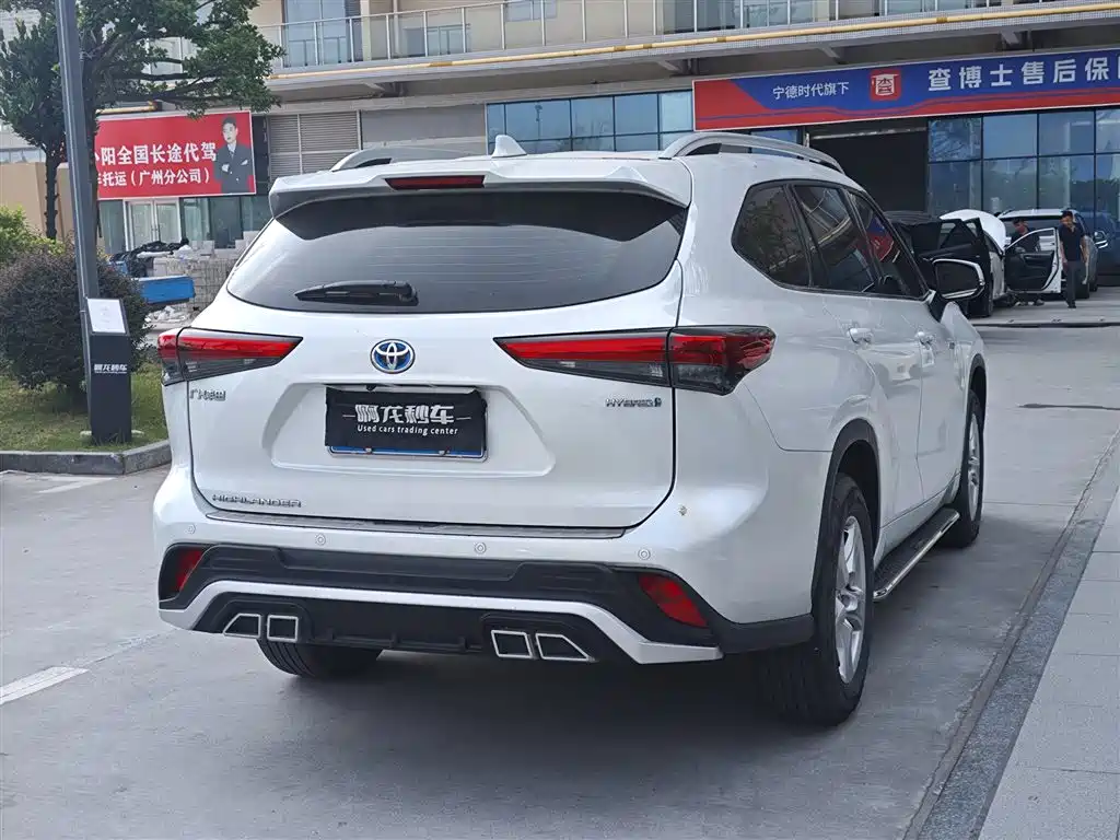Toyota Highlander — миниатюра 9