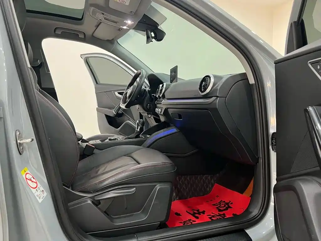 Audi Q2L — миниатюра 4