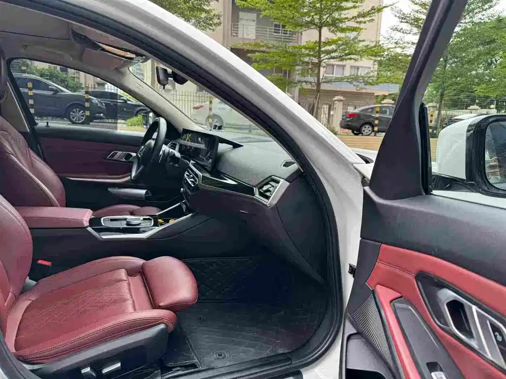BMW 3 Series — миниатюра 8