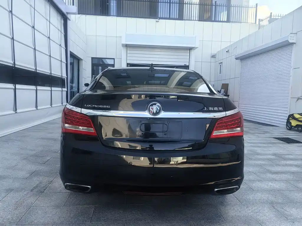 Buick LaCrosse — миниатюра 5