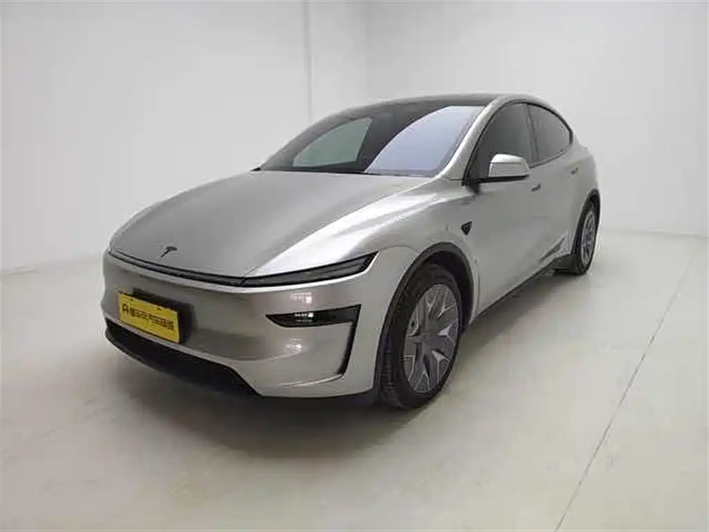 Tesla Model Y 2026