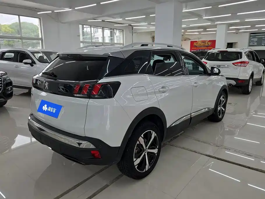 Peugeot 4008 — миниатюра 3