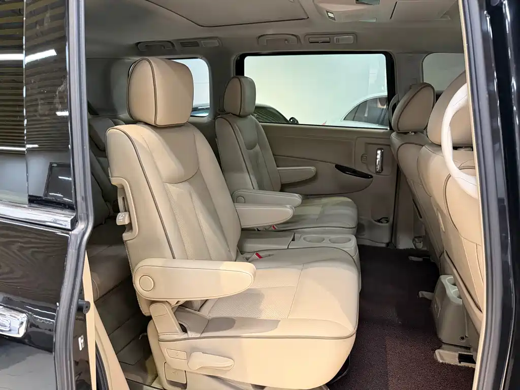Nissan Quest — миниатюра 29