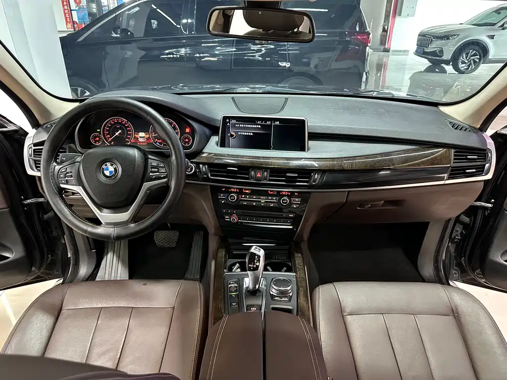 BMW X5 (Import) — миниатюра 7